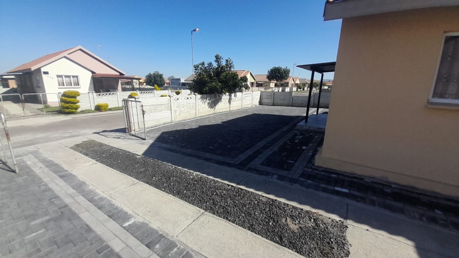 4 Bedroom Property for Sale in Freedom Park North West